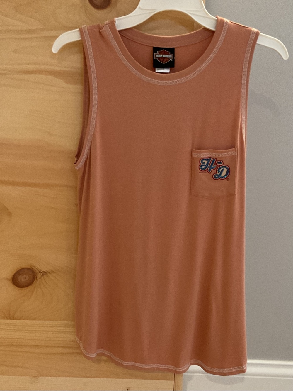 NWOT never worn, Harley-Davidson Rose Tan Sleeveless Pocket Tank with HD Patch